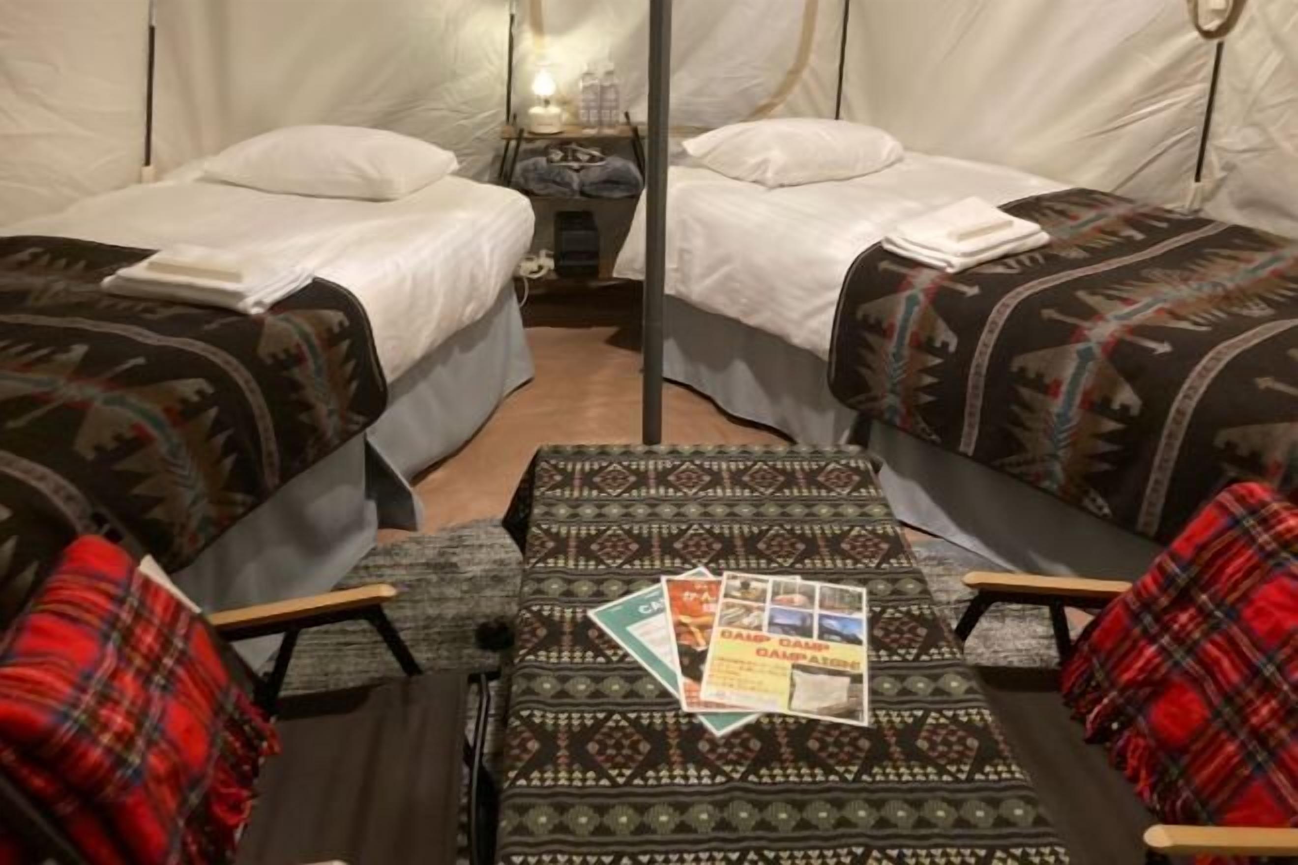 Hochwertige Bettwaren, Daunenbettdecken, Minibar, kostenloses WLAN
