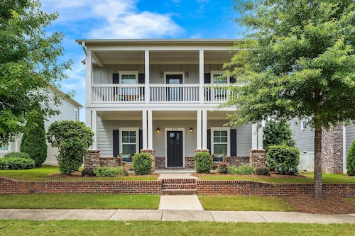 The Hillsboro House - Family Friendly with 4 BR