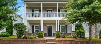 The Hillsboro House - Family Friendly with 4 BR