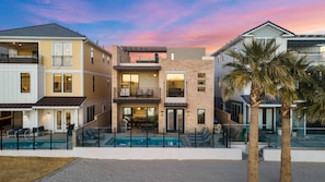 Huis, 6 slaapkamers | Exterieur