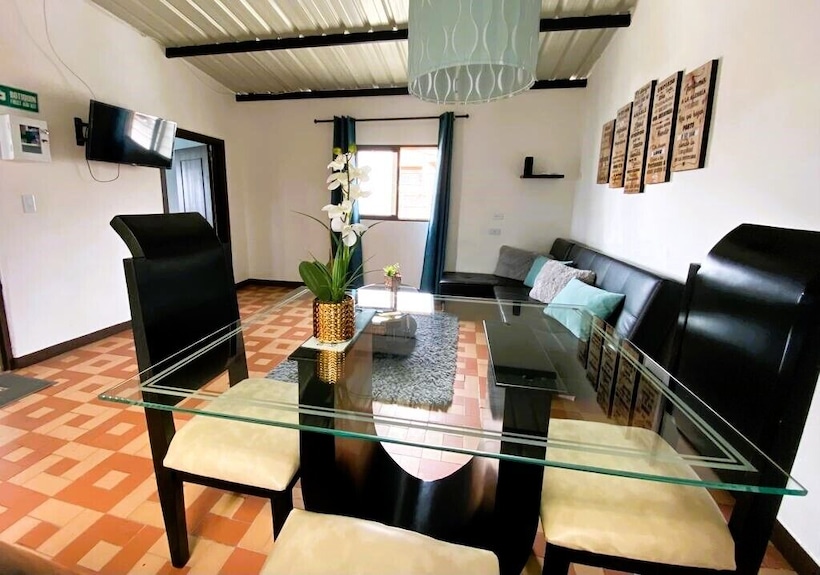 Private Apartment With Terrace On A Third Floor At Darien Valle Del Cauca. - Calima