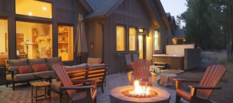Sunriver Luxury Family Home at Caldera Springs