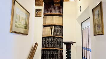 Traditional Apartment | Living area