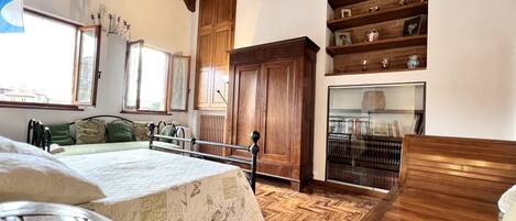 1 habitación, caja de seguridad en la habitación y cortinas blackout