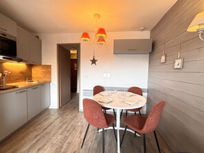 Dining - Comfy 2-room south, ski ideal, 4 pers (Avoriaz)
