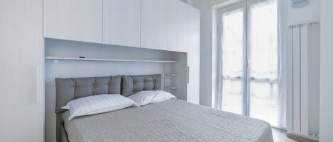 1 多间卧室、WiFi