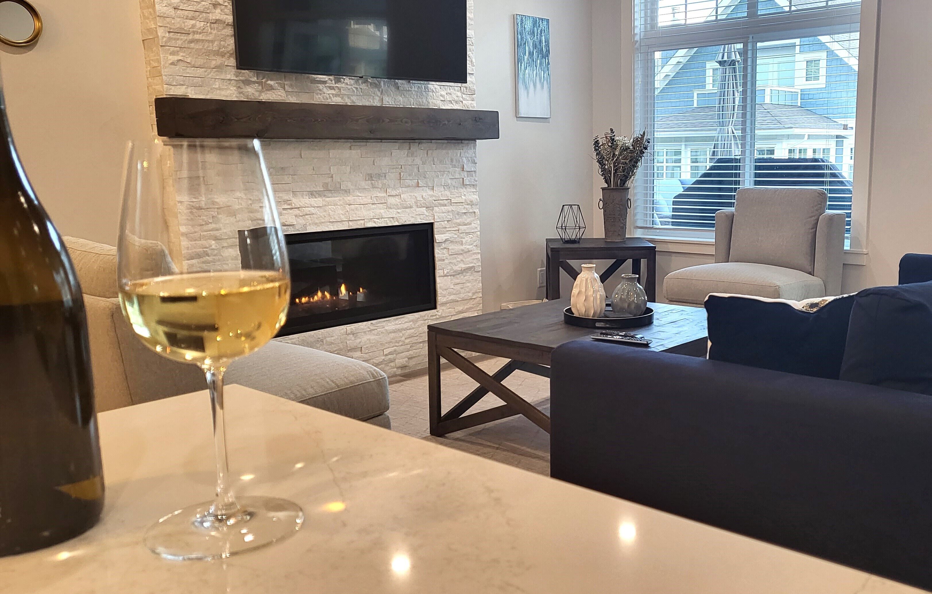 Smart TV, fireplace, offices