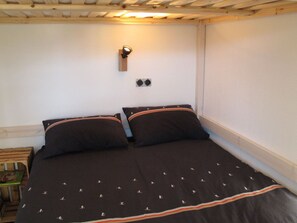 2 chambres, Wi-Fi gratuit, draps fournis