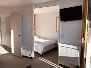 1 habitación, wifi gratis y ropa de cama 