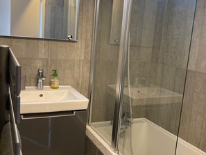 Bathroom - Beautiful 3-room duplex in Avoriaz, wifi, spacious and bright (Avoriaz)