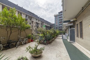 Enceinte de lâhĂ©bergement