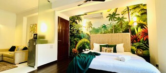 BluO Classic Studio - Green Park Hauz Khas Village