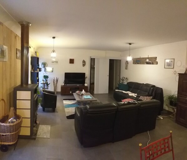 Televisio, työhuone