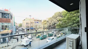 Property grounds - BluO Modern 2BHK- Green Park Market & Hauz Khas (New Delhi)