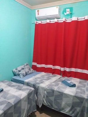 Free WiFi, bed sheets