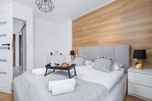 1 Schlafzimmer, Bügeleisen/Bügelbrett, Babybetten, Bettwäsche