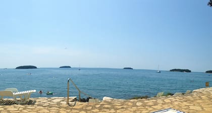 Fewo Beige beauty mit Pool, nähe zum Strand