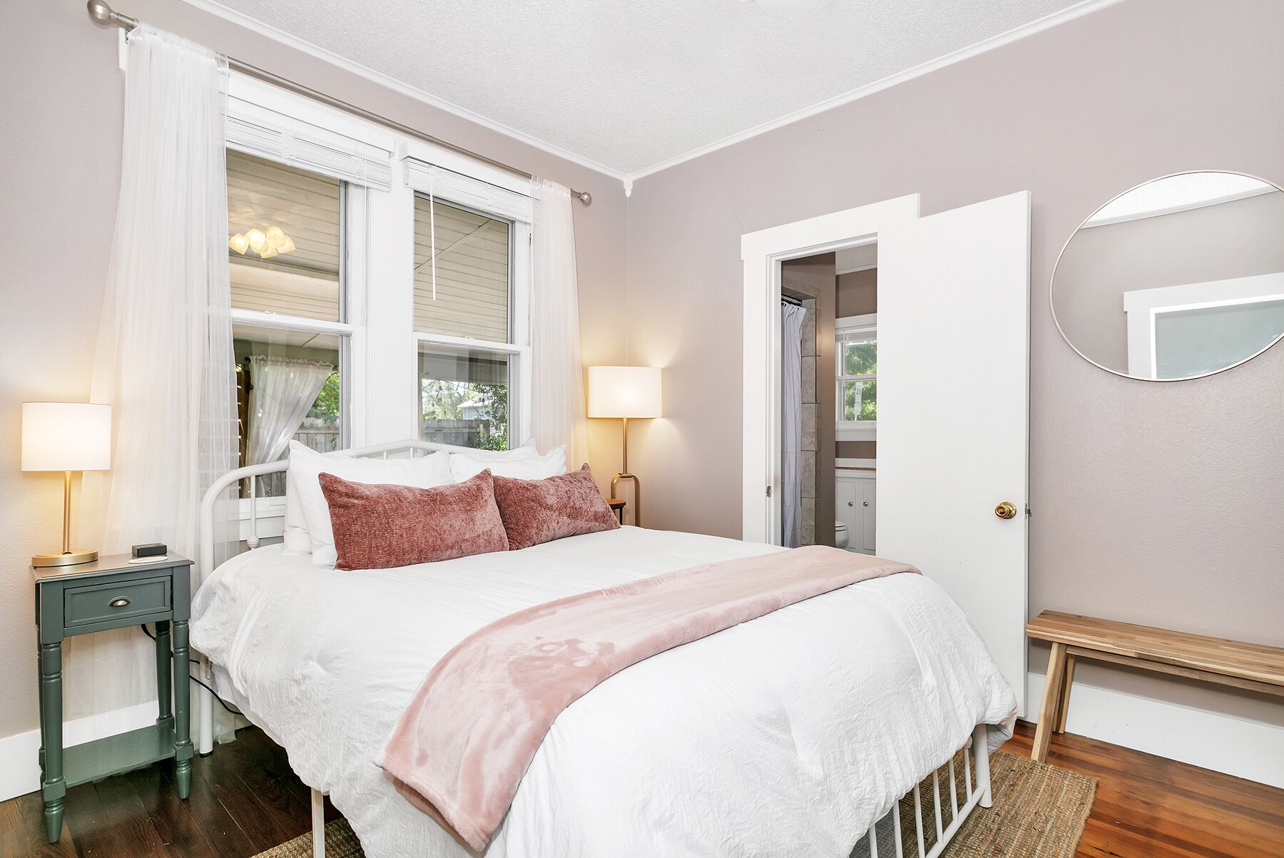 3 多间卧室、熨斗/熨衣板、免费 WiFi、床单