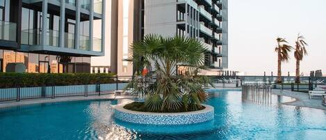 Outdoor pool, a heated pool