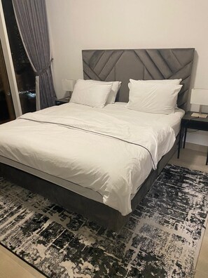 1 bedroom, iron/ironing board, travel cot, free WiFi