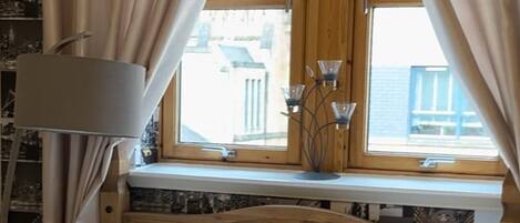 Apartment | 1 bedroom, iron/ironing board, free WiFi, bed sheets