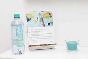 Shower, hair dryer, towels, soap - Solarium al Duomo - Suite 1 by Wonderful Italy (Napoli)