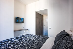 1 camera, Wi-Fi gratuito, lenzuola