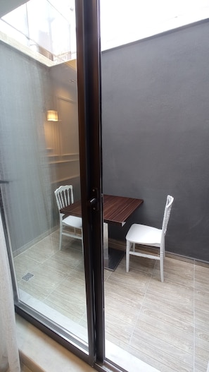 Economy Apartment | Balcony