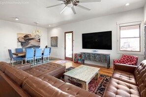 Televisión, futbolito y estéreo 