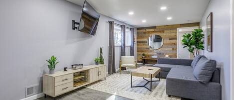 TV, Netflix, streaming services, offices