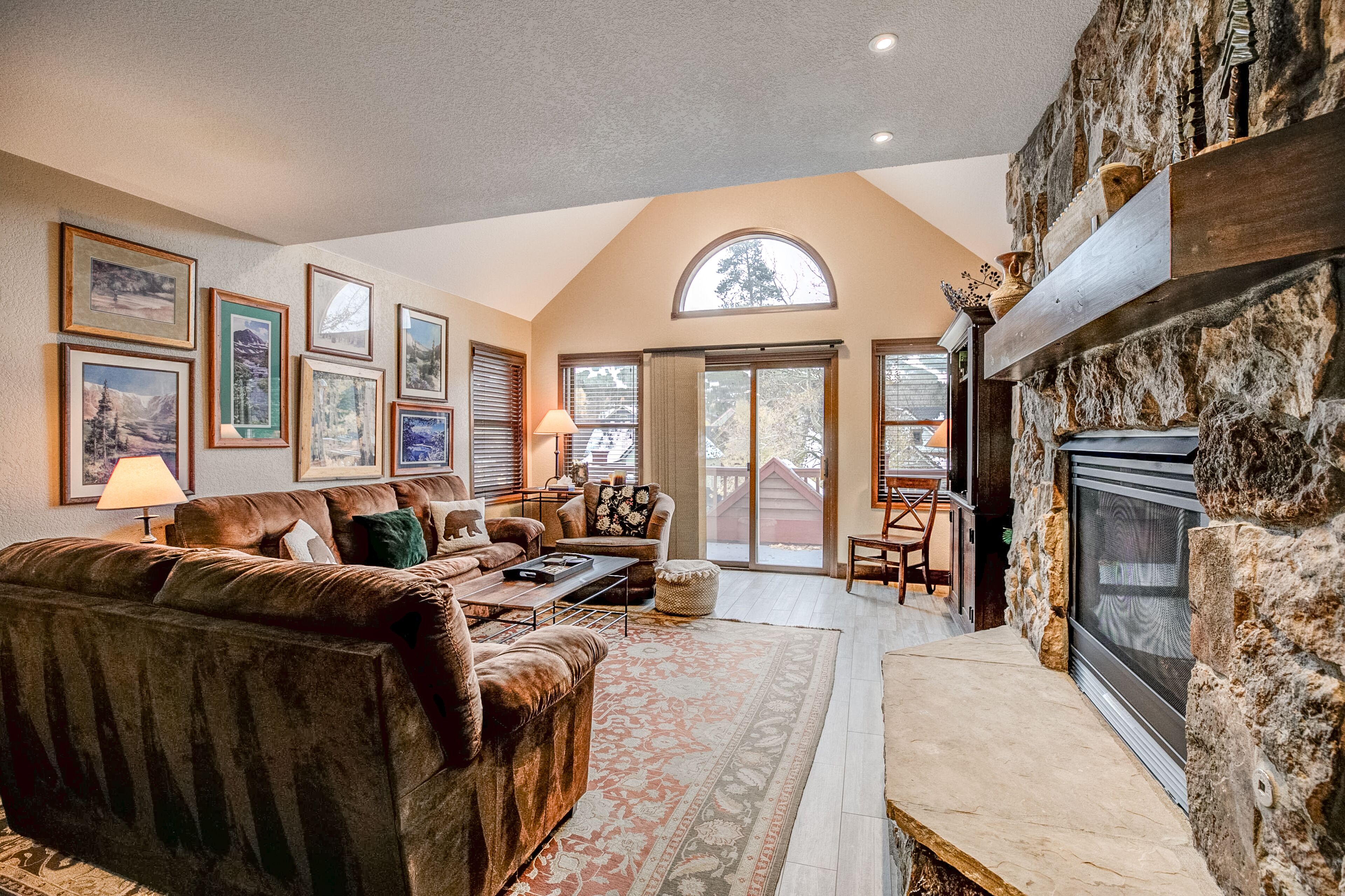 TV, fireplace, video games