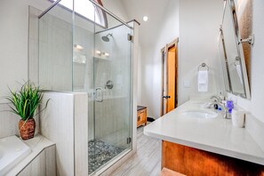 Dusche, Whirlpool, Haartrockner