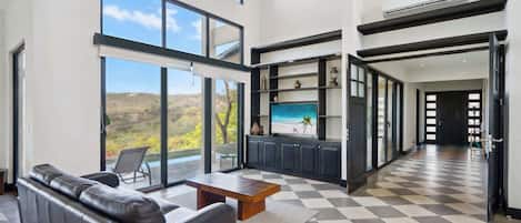 Télévision, espaces bureaux