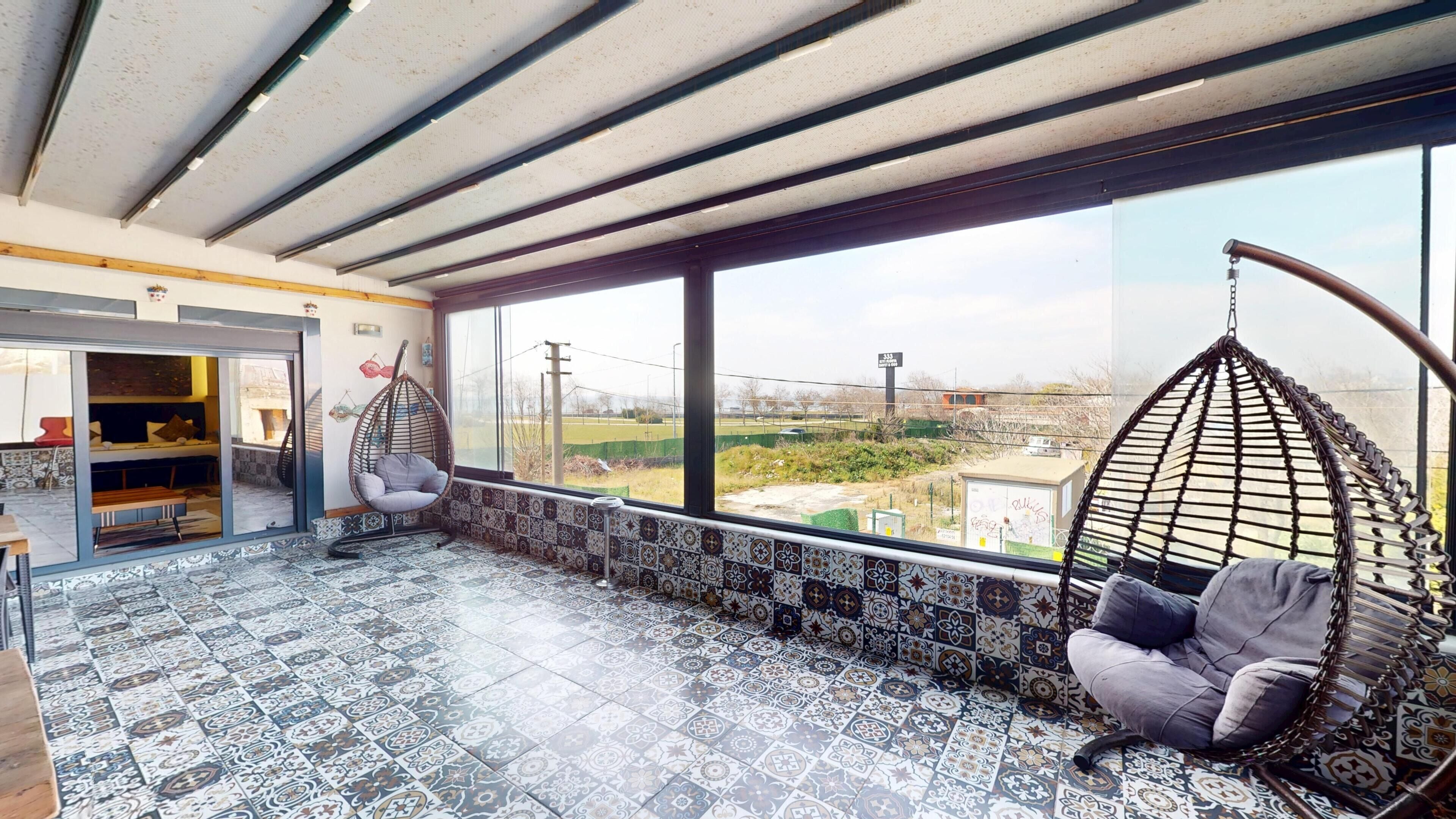 Luxury Room, 1 Katil Kelamin (Double), Sea View, Sea Facing | Peti besi dalam bilik, meja, ruang kerja komputer riba 