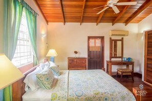 3 chambres, fer et planche à repasser, accès au Wi-Fi (inclus)