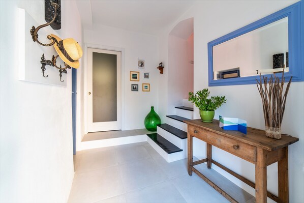 House | Interior