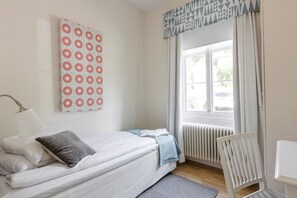 Economy Single Room | Individually decorated, individually furnished, desk, laptop workspace - Parkvillan Mösseberg (Falkoping)