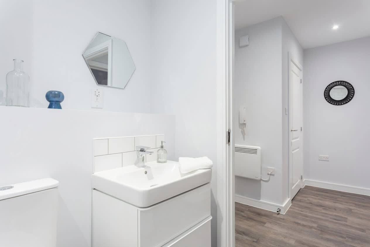 Bathtub, hair dryer, towels