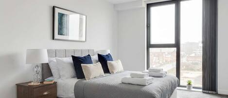 2 間睡房、書桌、熨斗/熨衫板、Wi-Fi