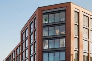 Exterior - Spacious, Bright 1-Bed Apartment in Central Birmingham (Birmingham)