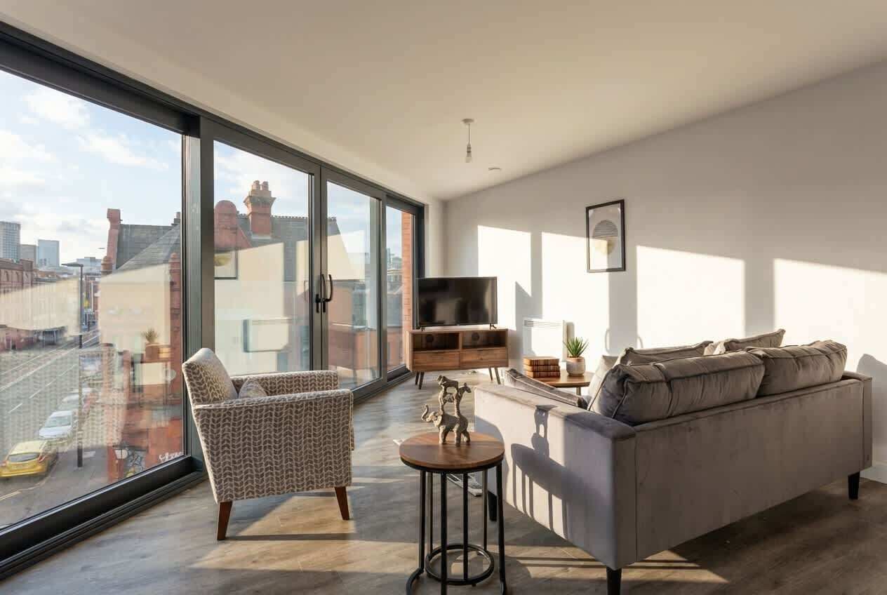 Televisión, oficina