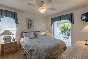 2 bedrooms, internet, bed sheets