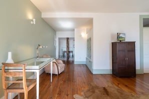 Interior - Rustic Elegant Flat | Terrace by HostWise (Porto)