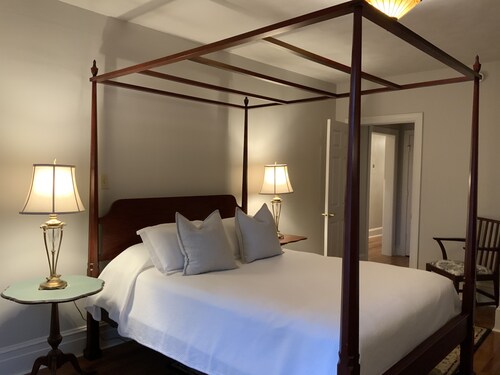 Welcome to The Old Quarters Guest House, Gettysburg, PA!