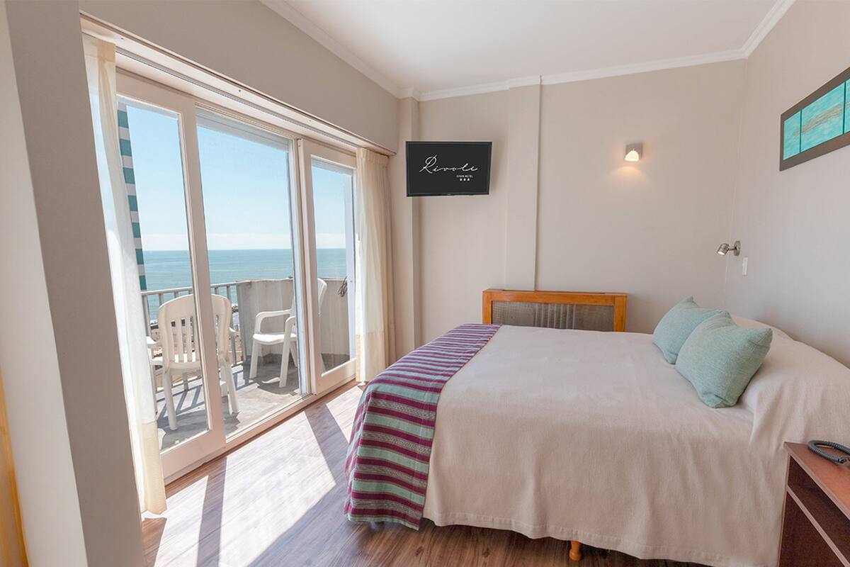 Superior Penthouse | Desk, laptop workspace, blackout drapes, WiFi (free)