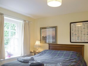 7 bedrooms, free WiFi, bed sheets