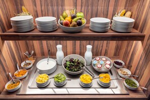 Daily buffet breakfast for a fee - KOPSTER Hotel Residence Paris Colombes (Colombes)