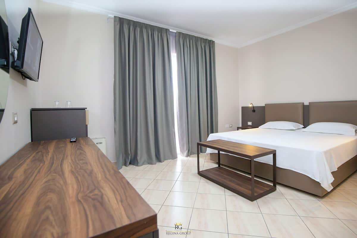Comfort Twin Room | Individually furnished, desk, laptop workspace, free WiFi