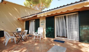 Outdoor dining - Panoramic position on the bay of Cavoli (Marina di Campo)