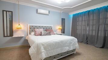 6 bedrooms, iron/ironing board, internet